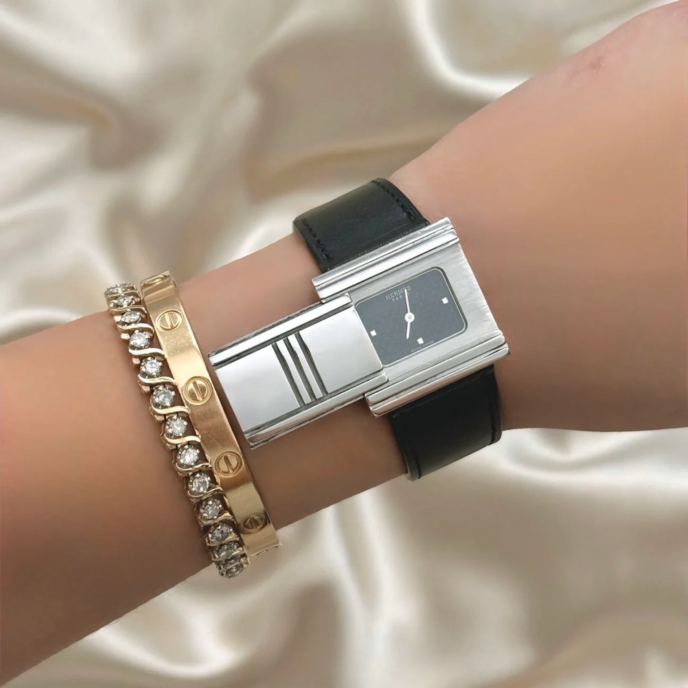 AUTHENTIC VINTAGE HERMÈS HIDDEN DIAL BLACK LEATHER WATCH - Picture 3 of 11